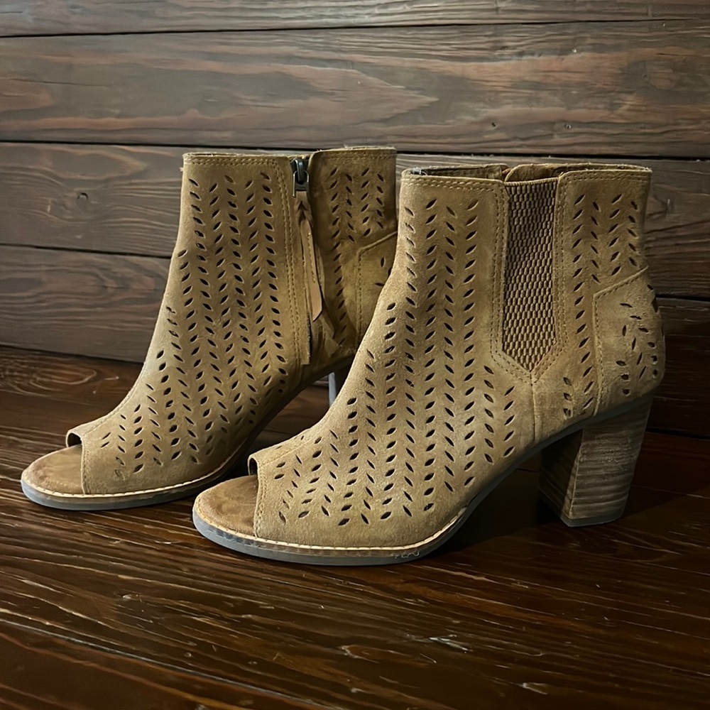 Toms Peep Toe Heels